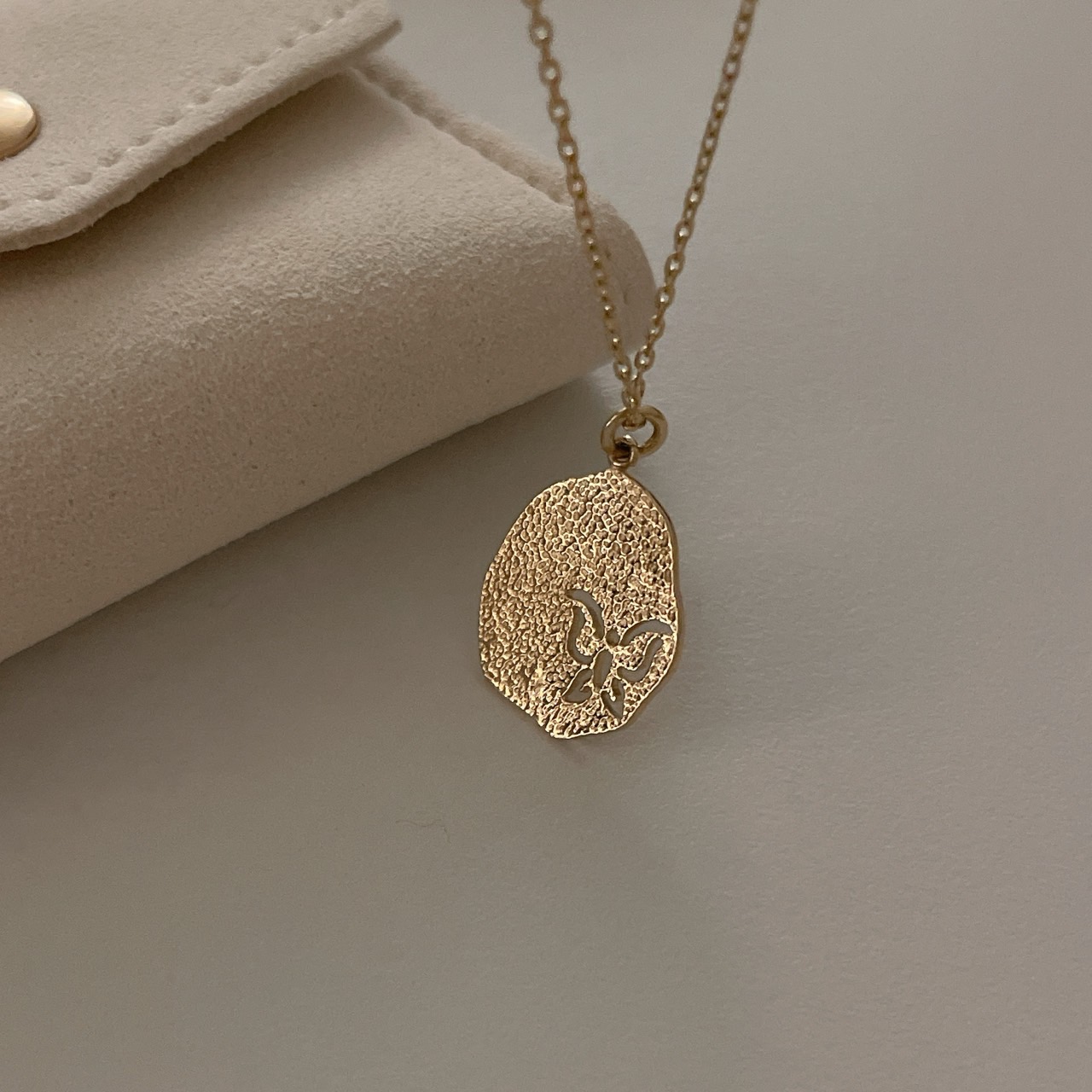 #골드모음 나비